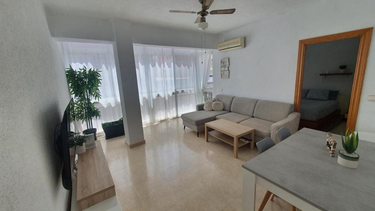 Apartamento Centro Playa Estacion De Tren Málaga Buitenkant foto