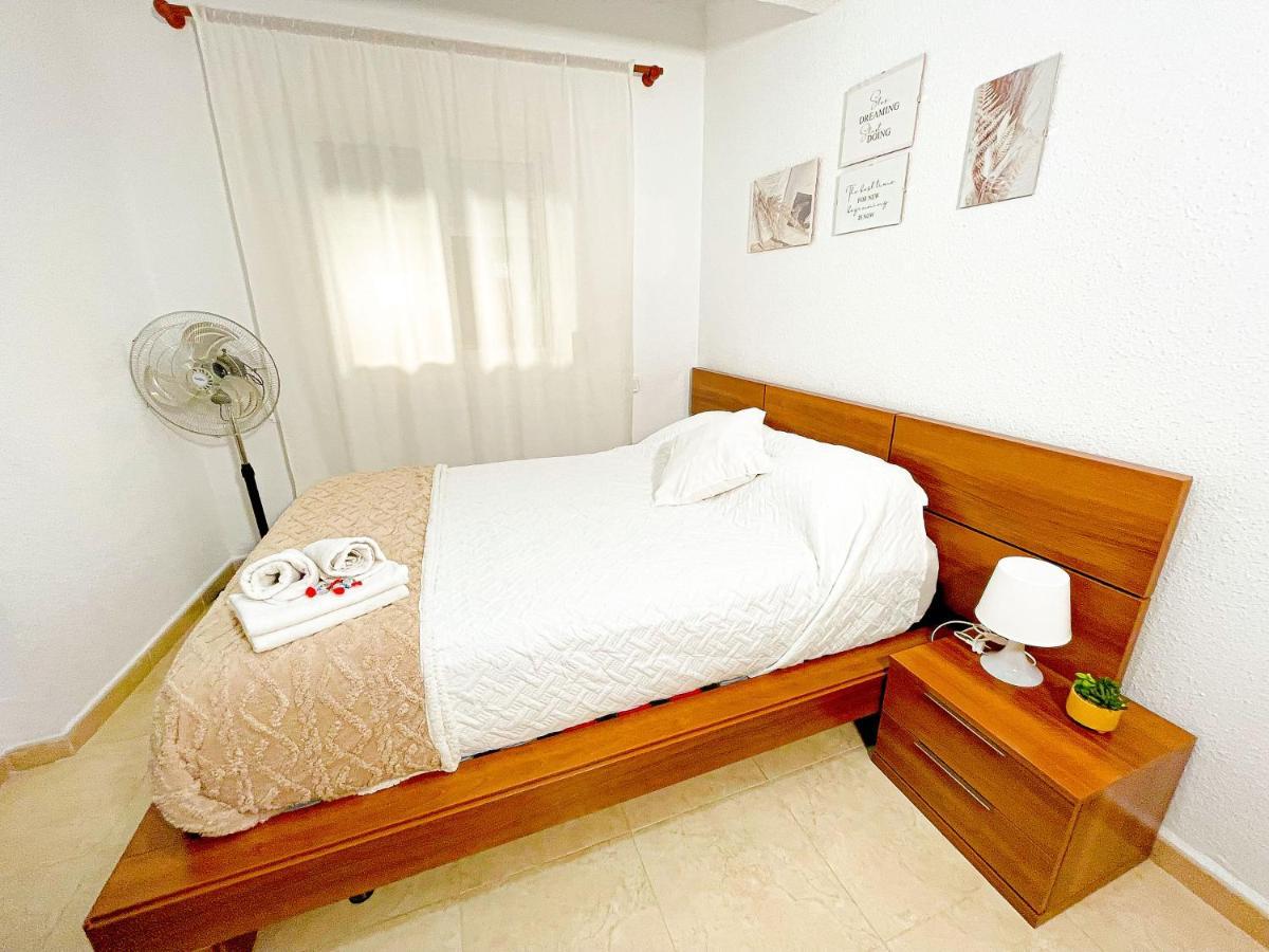 Apartamento Centro Playa Estacion De Tren Málaga Buitenkant foto
